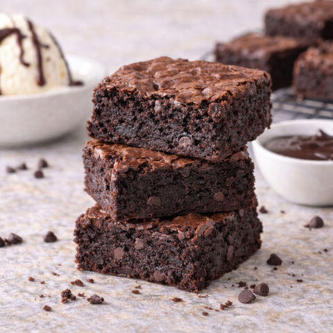 ALTINUSTA BROWNİ KEK MİKS 10 KG - 1